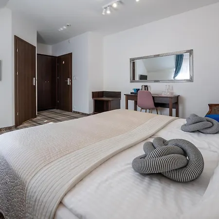 Sielanka Hotelowe, Restauracja - Bed & Breakfast 3*