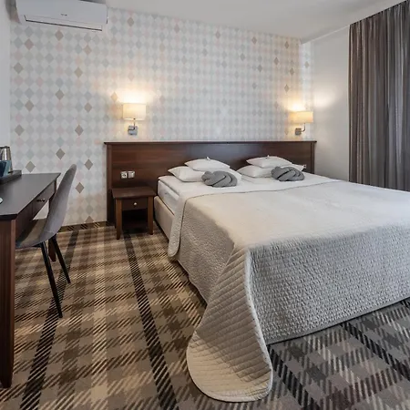 Sielanka Hotelowe, Restauracja - 3* أوسترون