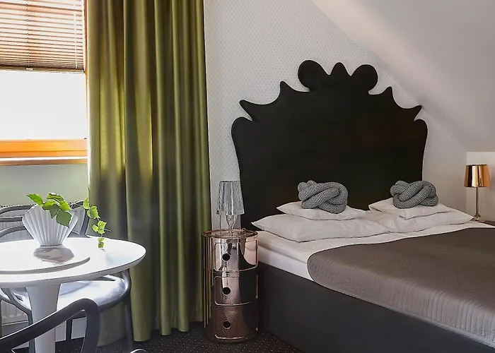 Sielanka Hotelowe, Restauracja - Bed & Breakfast 3*